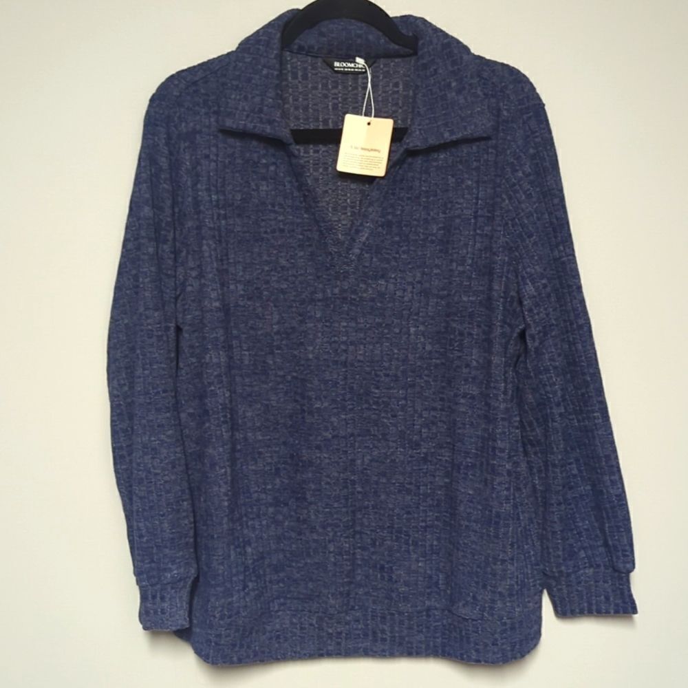 NWT BloomChic Blue Ribbed V Neck Sweater